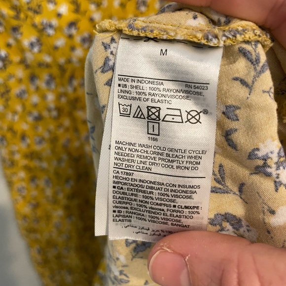 Old Navy Yellow Floral Mini Dress Size Medium - Picture 6 of 9